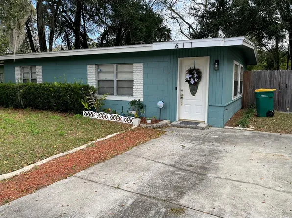 611 N Danvers St, Eustis, FL 32726