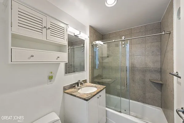 Rented by Great Jones Realty | media 27