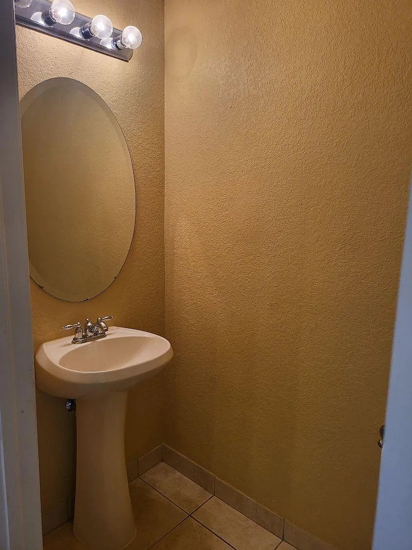 3 bed, 2.5 bath, 1505 sqft, $2,945 — Photo 4