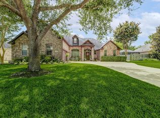 4403 Wickby St, Weston Lakes, TX 77441