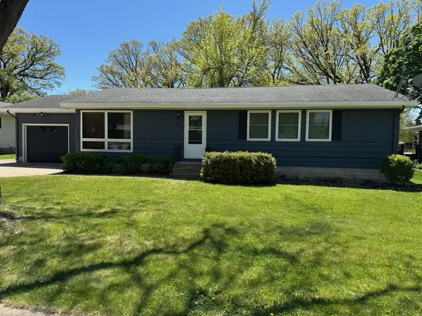 204 Fredrick Dr, Albert Lea, MN 56007