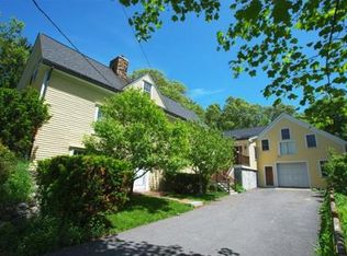 11 Leonard Rd, Lexington, MA 02420