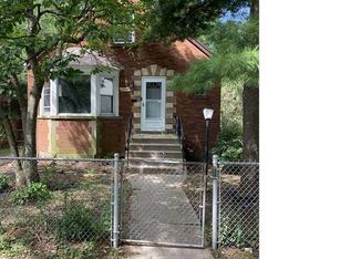10540 S Corliss Ave, Chicago, IL 60628