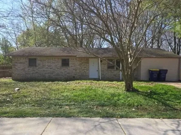 39 Saint John St, Cabot, AR 72023