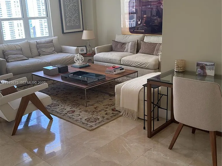 701 Brickell Key Blvd #Penthouse 08 — Photo 2