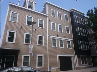 246-250 W 3rd St UNIT 3, South Boston, MA 02127