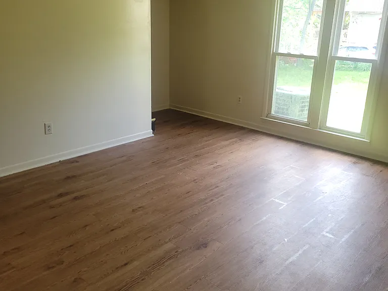 110 Arlington Retreat Apartments #4 — Photo 14