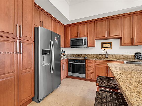 4th image of 1805 Ponce De Leon Blvd APT 624