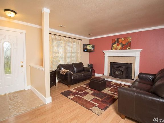 2nd image of 26660 Timberlane Dr SE