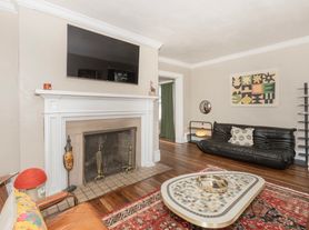 3524 Daleford Rd, Cleveland, OH