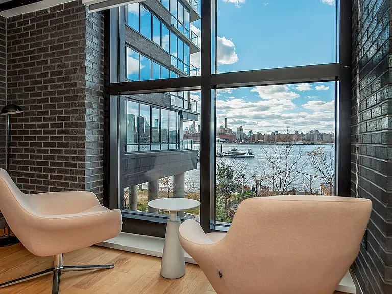 21 India St #T2409 — Photo 25