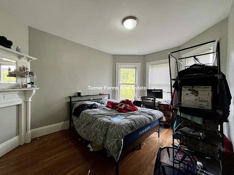 23 Evergreen St #2L — Photo 9