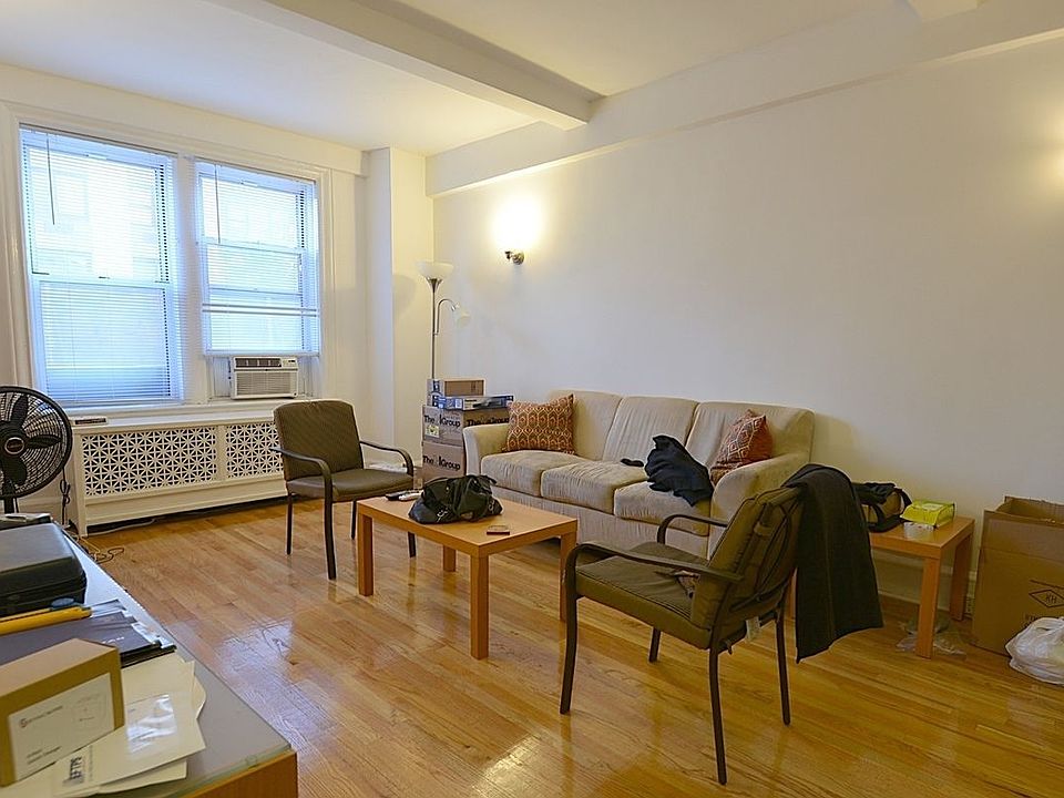 2nd image of 200 W 70th St APT 2E