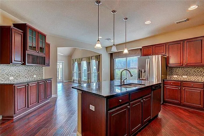 2409 Santa Clara Ln — Photo 11