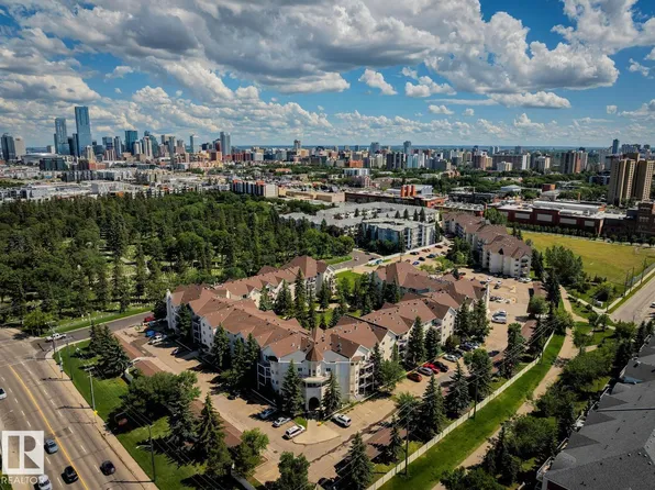 10636 120th St NW #239, Edmonton, AB T5H 4L5