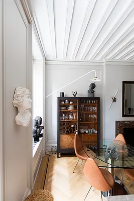 Rented by Compass | media 37