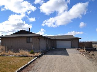 105 Edgewood Dr, Spring Creek, NV 89815