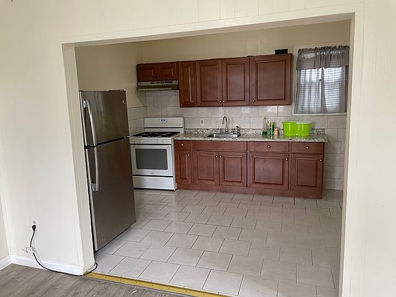 1977 apt 1 greenwood 6_11182022