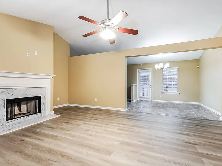 830 Rock Shoals Ct — Photo 4