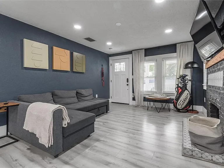 806 E Hamilton Ave — Photo 8