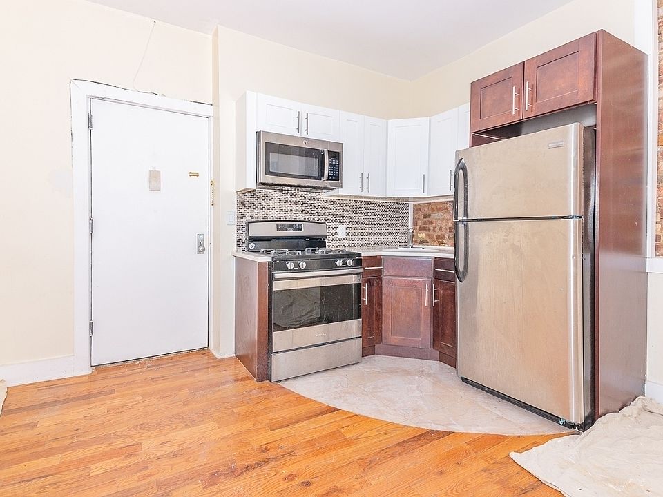 1st image of 65 Clarkson Ave #3A