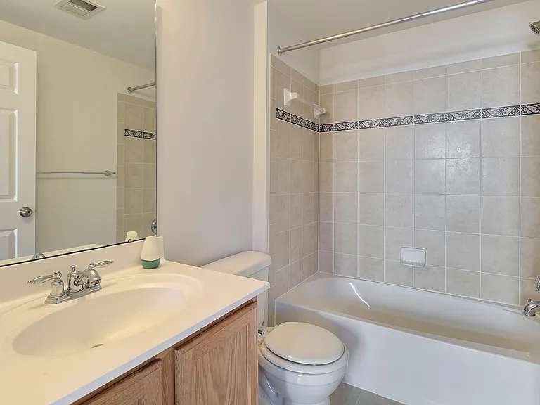 4801 Portsmouth Rd — Photo 5