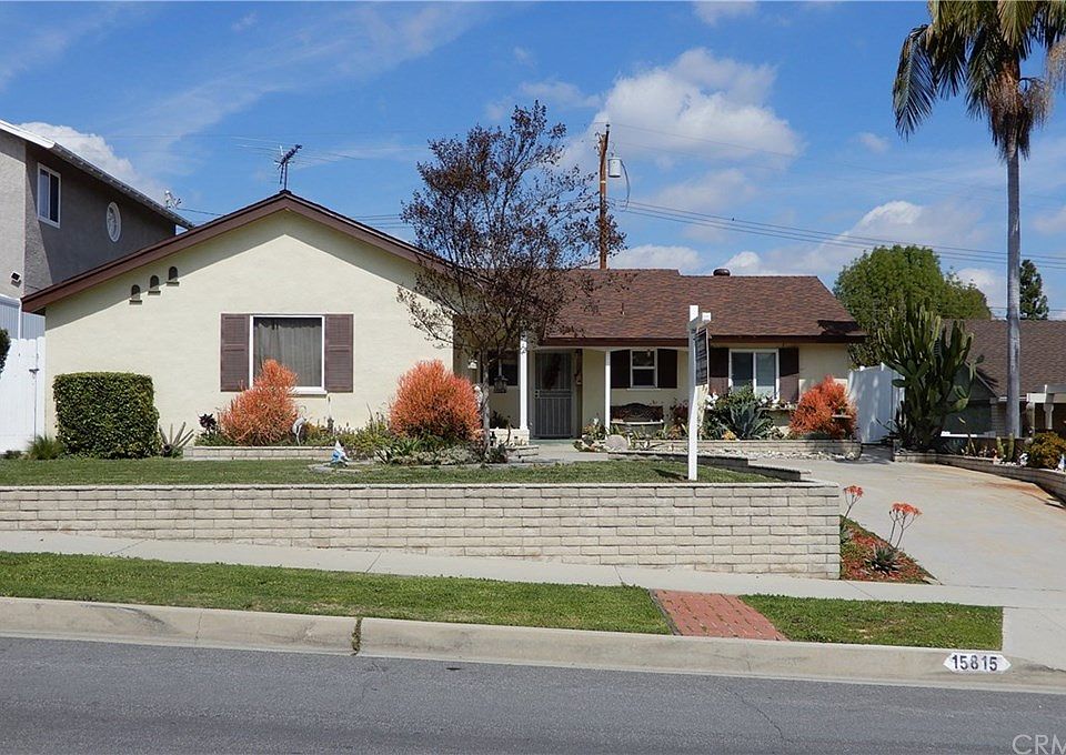 1st image of 15815 Glazebrook Dr