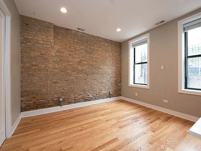 1651 S Throop St #1F — Photo 2