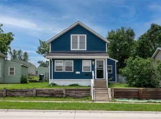 1613 12th Ave SE, Cedar Rapids, IA 52401