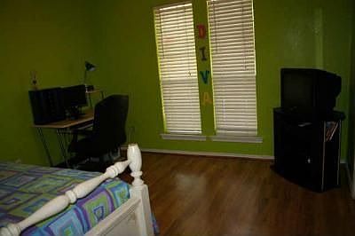 4th image of 1913 N Arbor Rose Dr