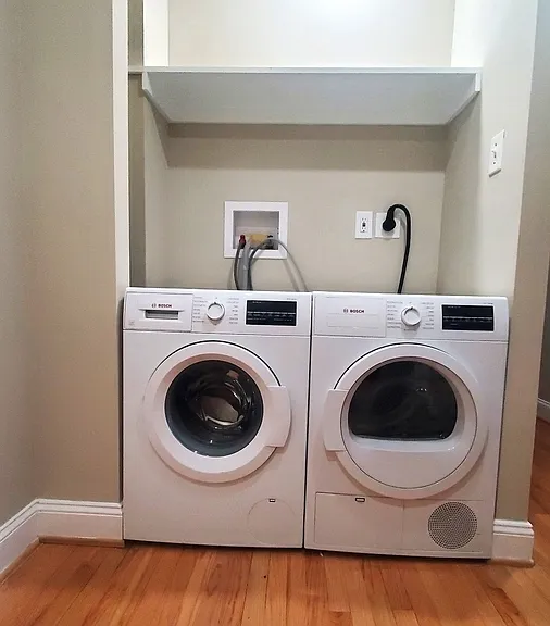 2123 Young St SE #202 — Photo 10