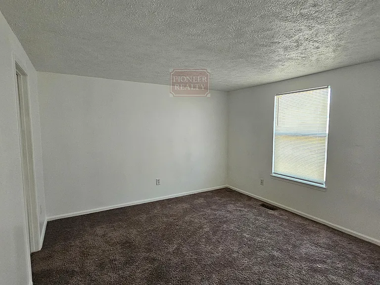 4944 Farrell Ct — Photo 25