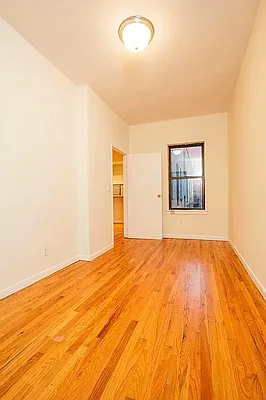 Rented by CitySites Real Estate Group | media 18