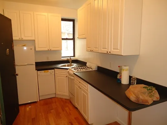 Rented by Village Living Realty | media 3
