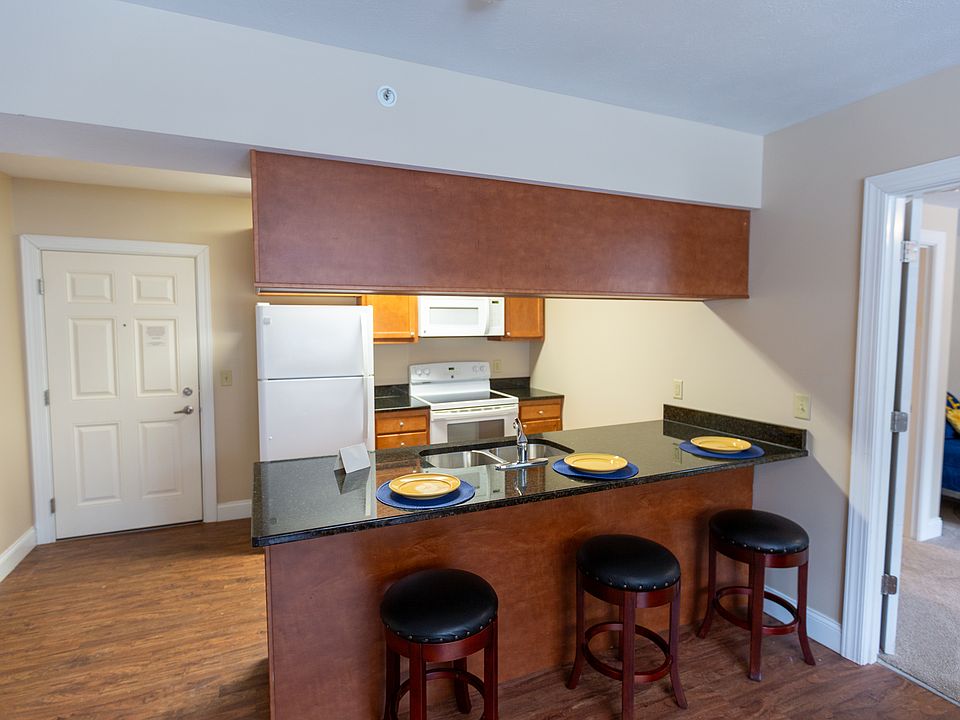 Central Place Kitchen Island