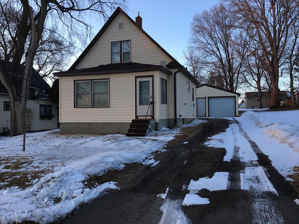 1st image of 422 W Cherry Ave