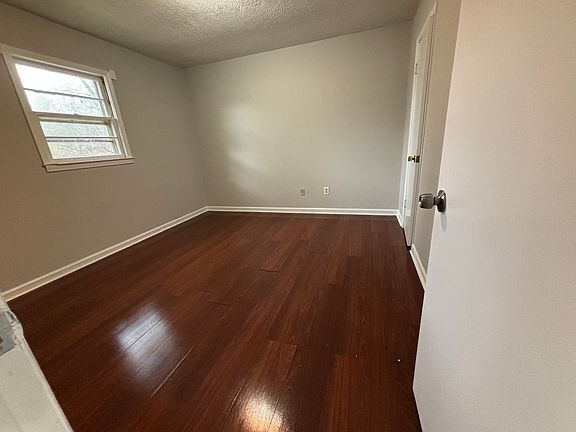 5th image of 700-796 N College Dr #8900896AB