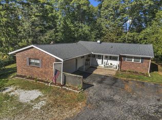 307 Deer Trail Rd, Reynoldsburg, OH 43068