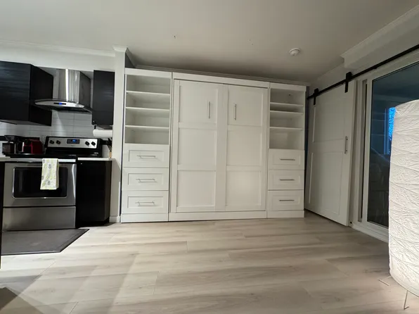 760 Kingsway #212, Vancouver, BC V5V 3C1