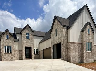3808 SW Rhythm Ave, Bentonville, AR 72713