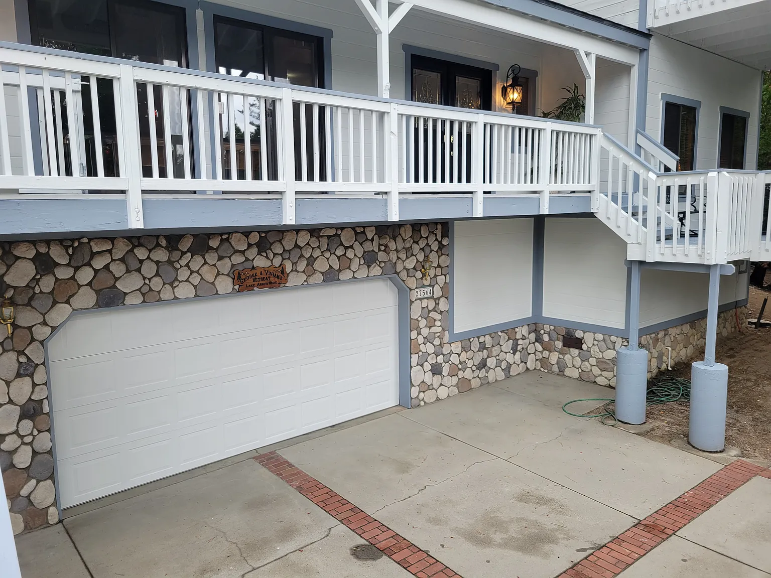 3 bed, 2400 sqft, $3,175 — Photo 3