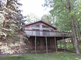 103 Golden Eagle Ter, Milford, PA 18337