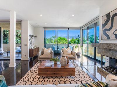 930 N Wetherly Dr APT 203, West Hollywood, CA, 90069