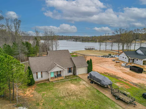 157 Persimmon Ln, Lexington, TN 38351