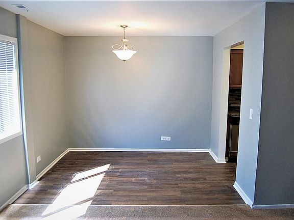 4th image of 228 Des Plaines Ave #307