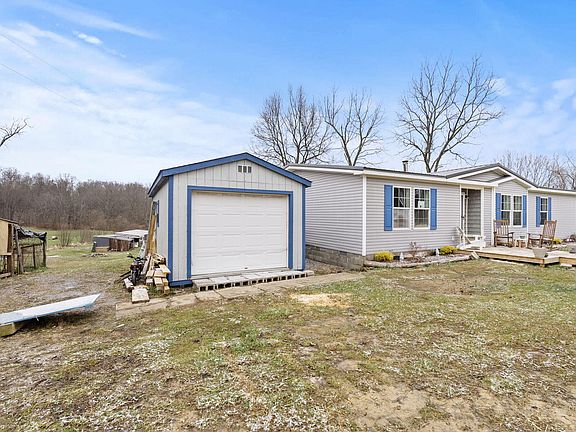 5th image of 628 Ravens Creek Ln