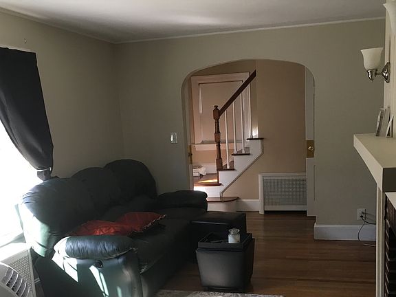 Living Room w/Fireplace