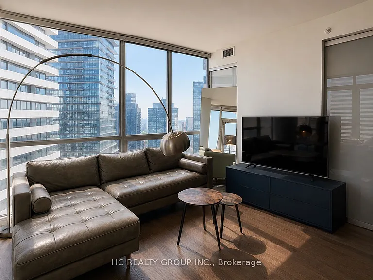 45 Charles St E #4509 — Photo 7