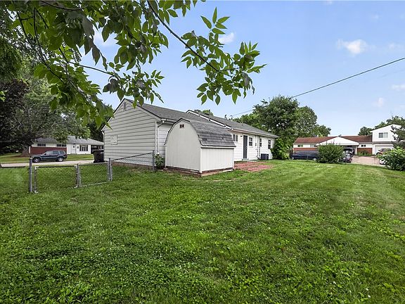 4th image of 4298 Curundu Ave