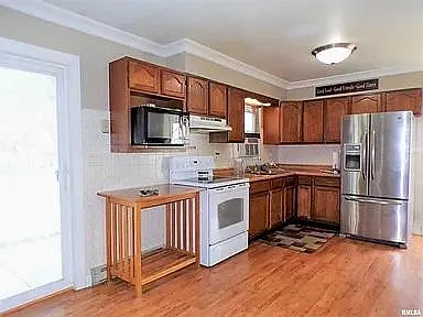 119 Prairie Ct — Photo 8
